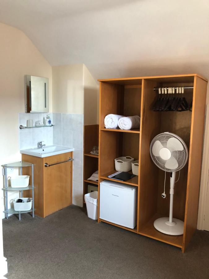 Spindrift Guest House - Adults Only เกรทยาร์มัธ ภายนอก รูปภาพ