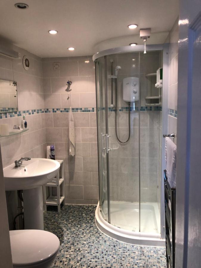Spindrift Guest House - Adults Only เกรทยาร์มัธ ภายนอก รูปภาพ